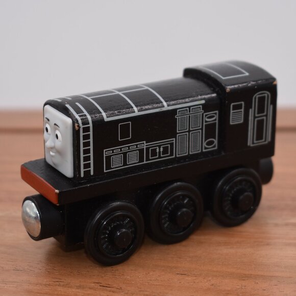 Diesel Y4079 Thomas and Friends Wooden Railway Series Trains Engines 2012 - Picture 1 of 6
